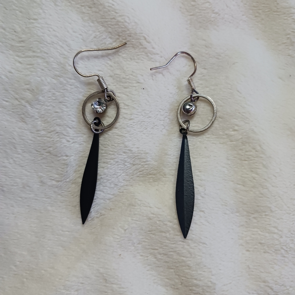 Black Pendant Earrings | Pre-Owned